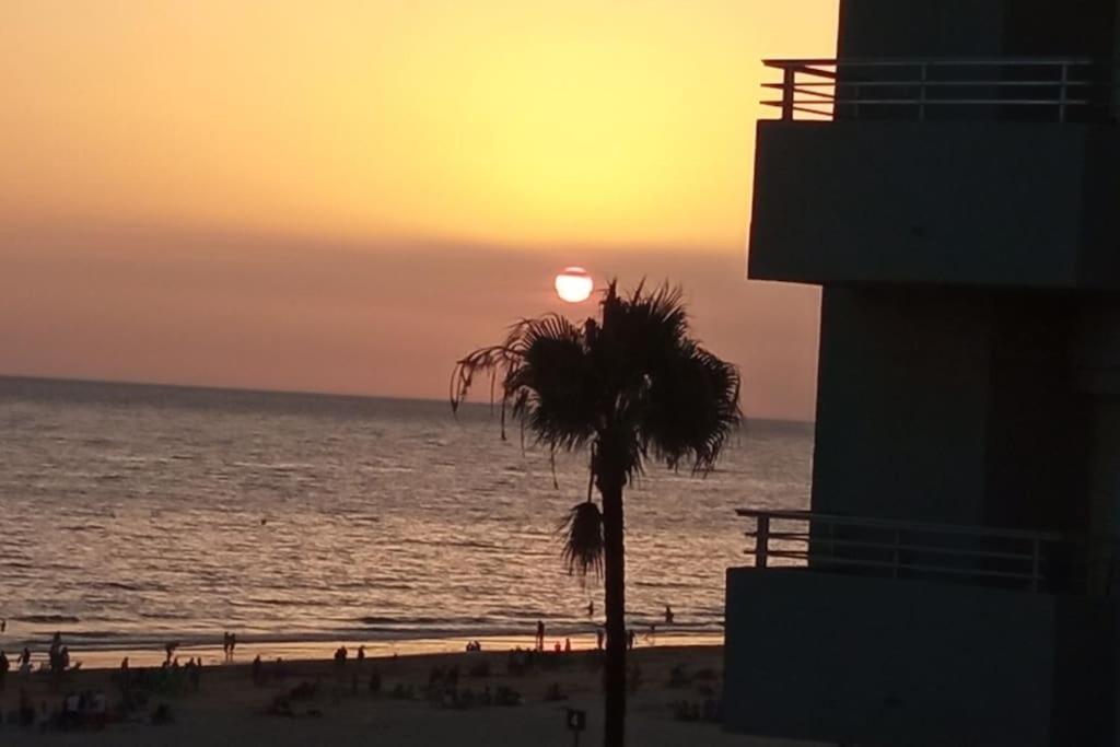 Apartmán Cadiz Paseo Maritimo Playa Victoria Frontal Mar Exteriér fotografie